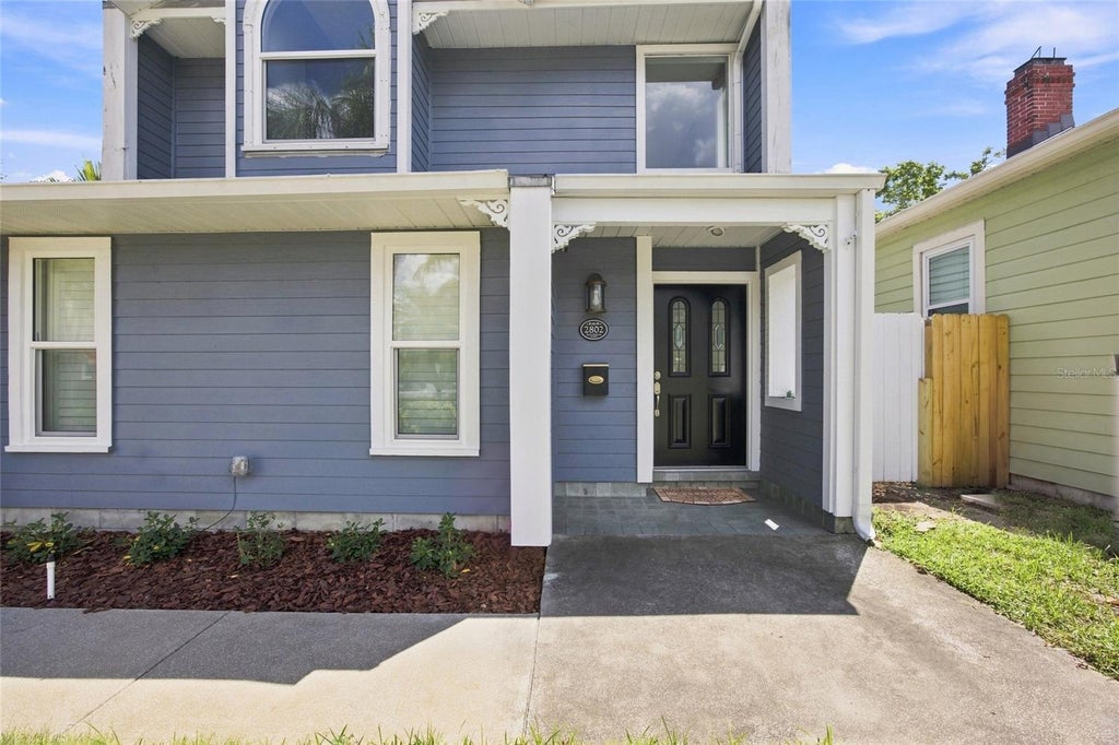 Photo of 2802 W Estrella Street, Tampa, FL 33629 (MLS # TB8543859)