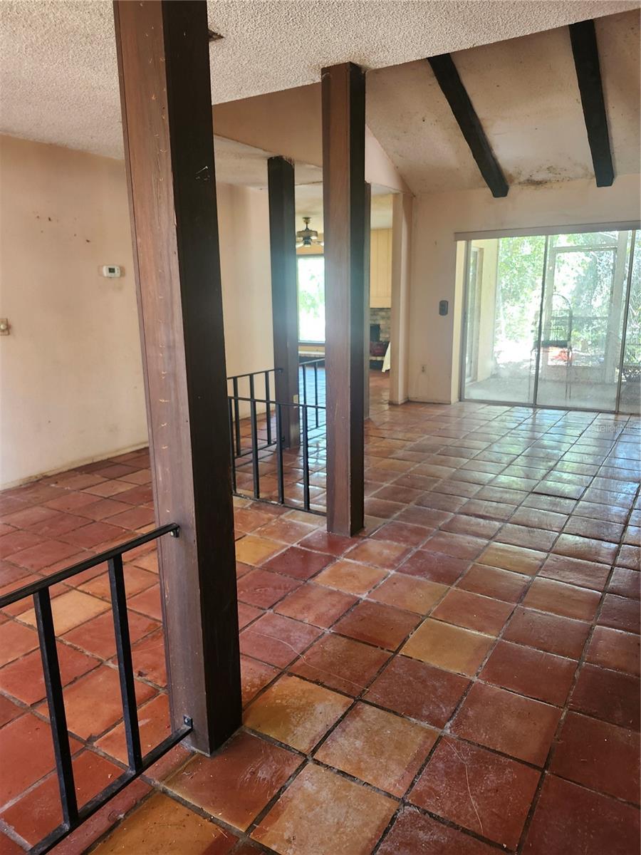 1862 ORANGEWOOD LANE