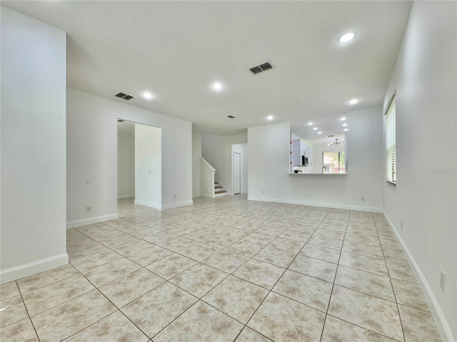 2022 BENT GRASS AVENUE