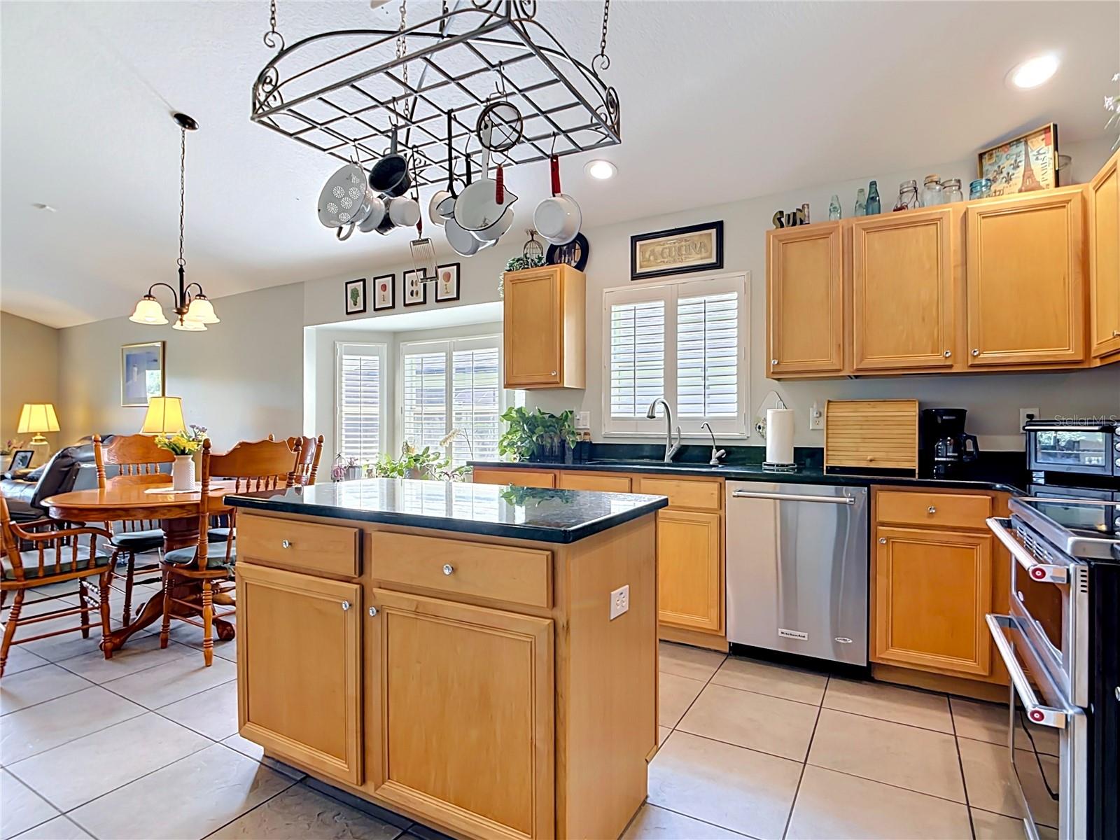 MAGNOLIA POINTE SUB - Residential