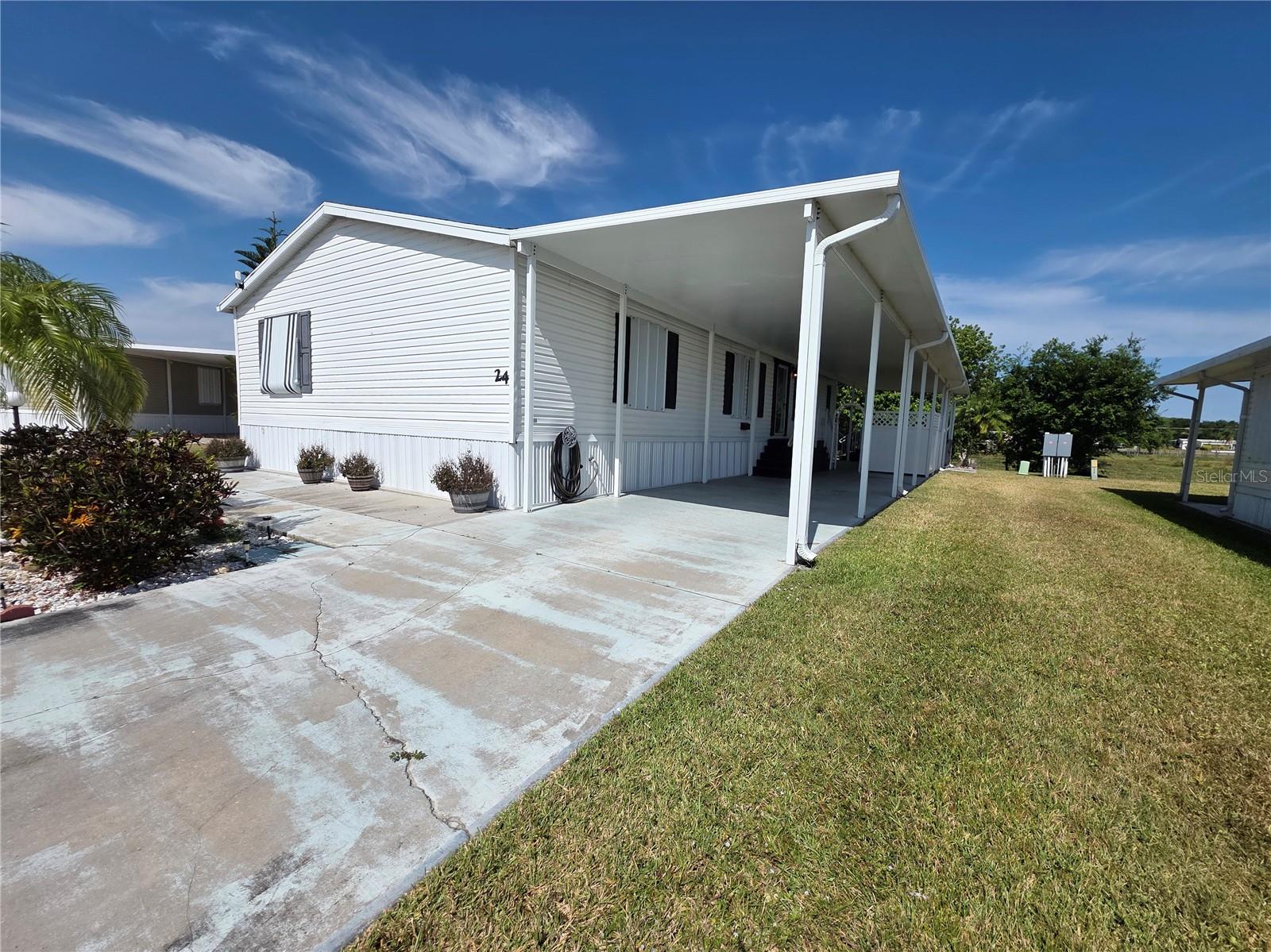 1601 US HIGHWAY 441 SE 24