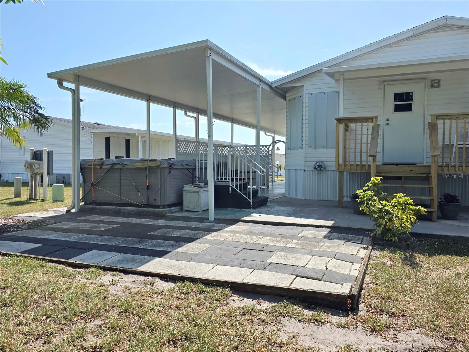 1601 US HIGHWAY 441 SE 24