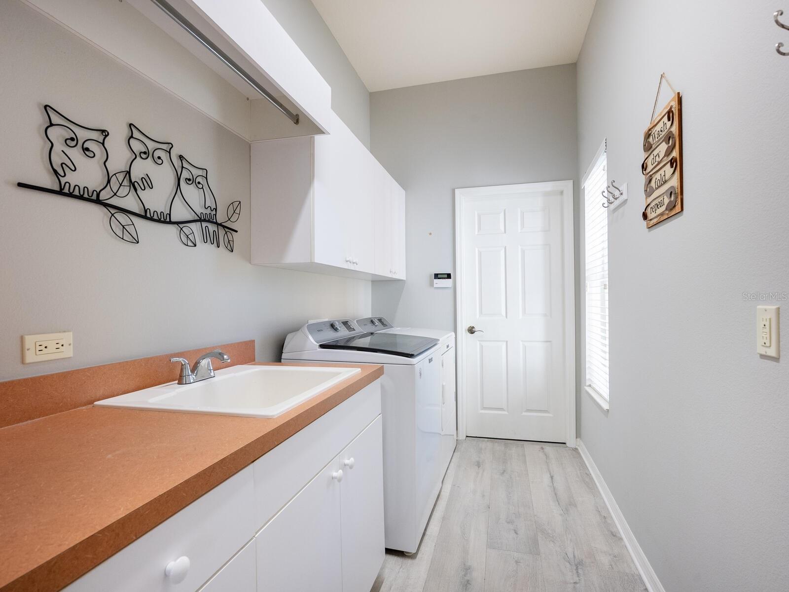 PELICAN POINTE GOLF & CC - Residential