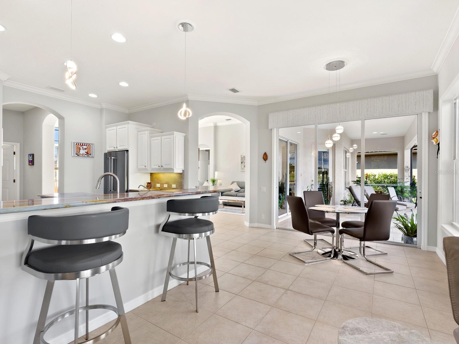 PELICAN POINTE GOLF & CC - Residential