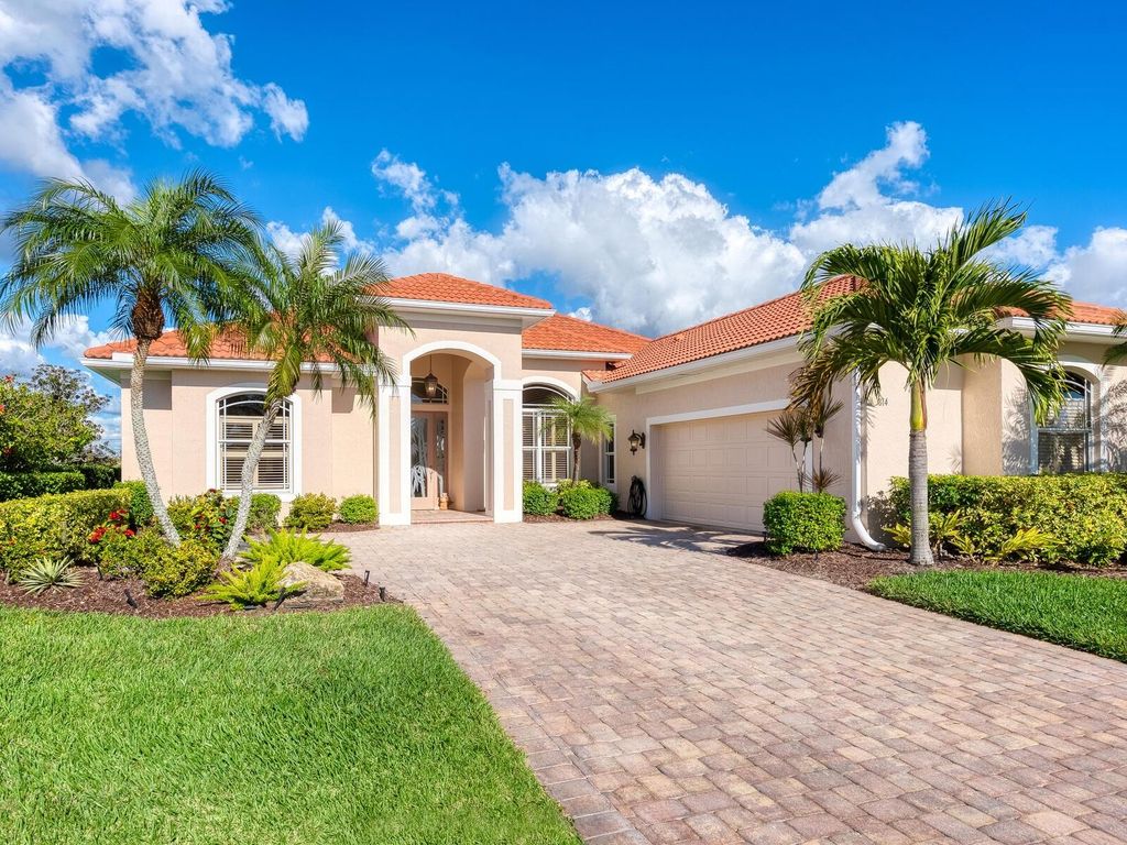 Photo of 814 Adonis Place, Venice, FL 34292 (MLS # N6142391)