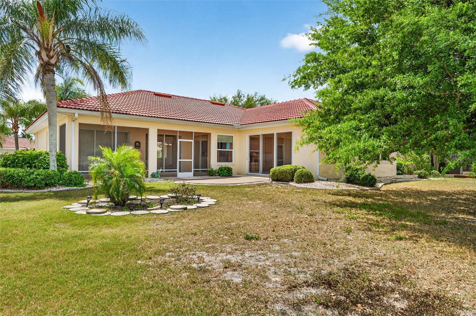 SUN CITY CENTER UNIT 262 PH - Residential