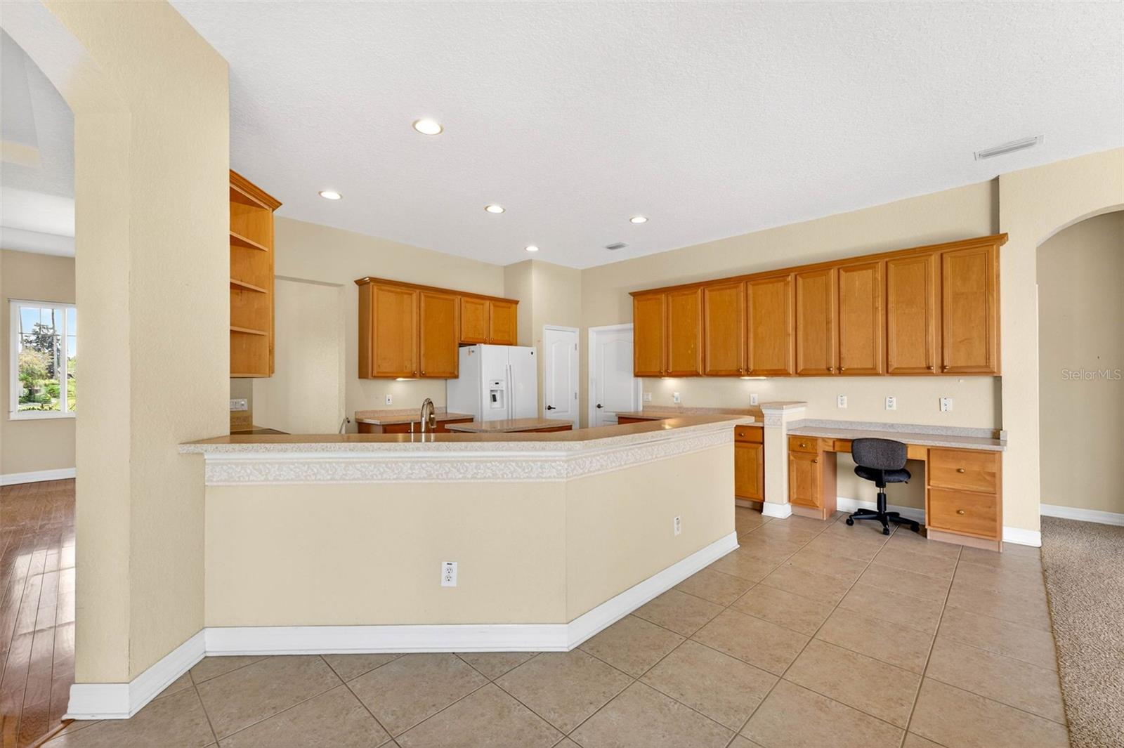 SUN CITY CENTER UNIT 262 PH - Residential