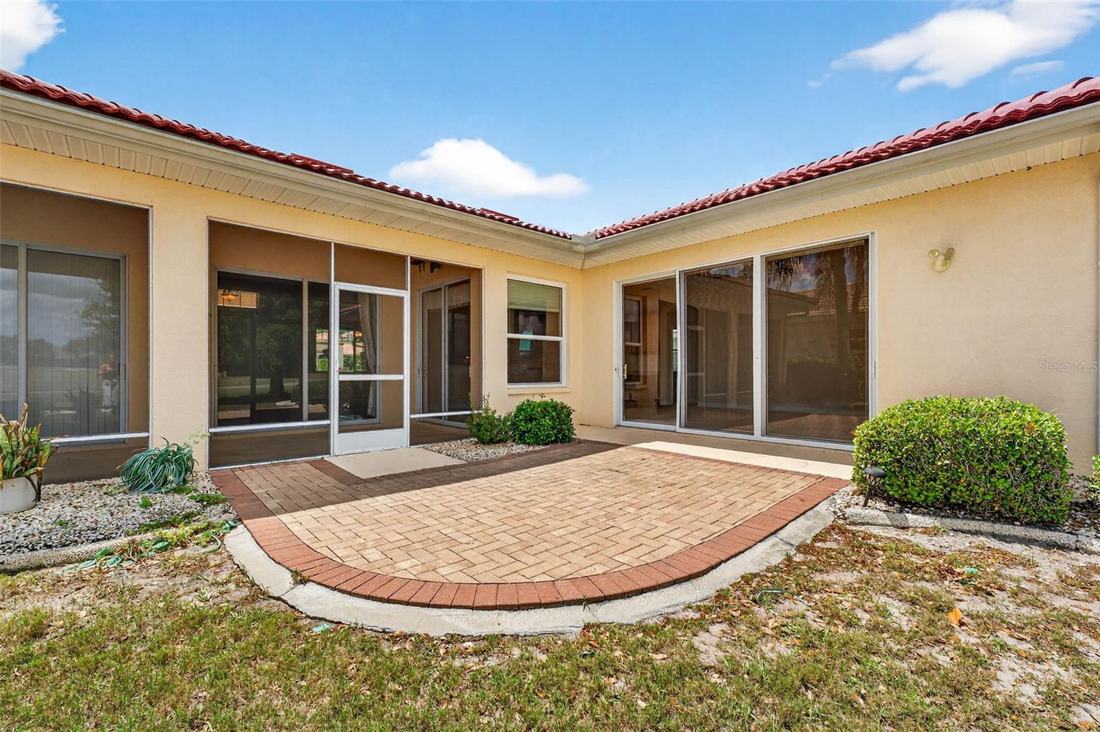 SUN CITY CENTER UNIT 262 PH - Residential