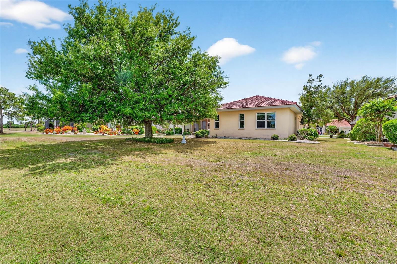 SUN CITY CENTER UNIT 262 PH - Residential