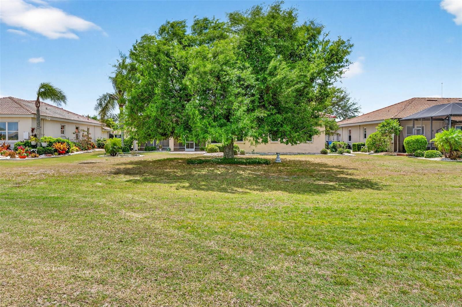 SUN CITY CENTER UNIT 262 PH - Residential