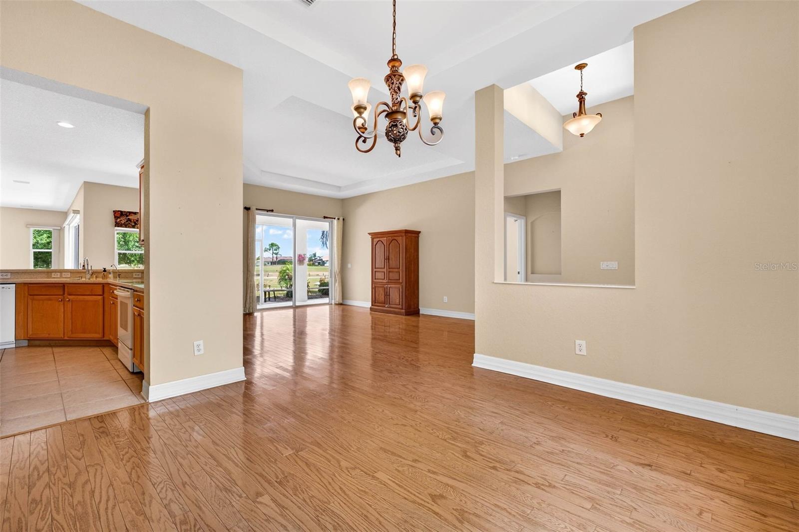 SUN CITY CENTER UNIT 262 PH - Residential