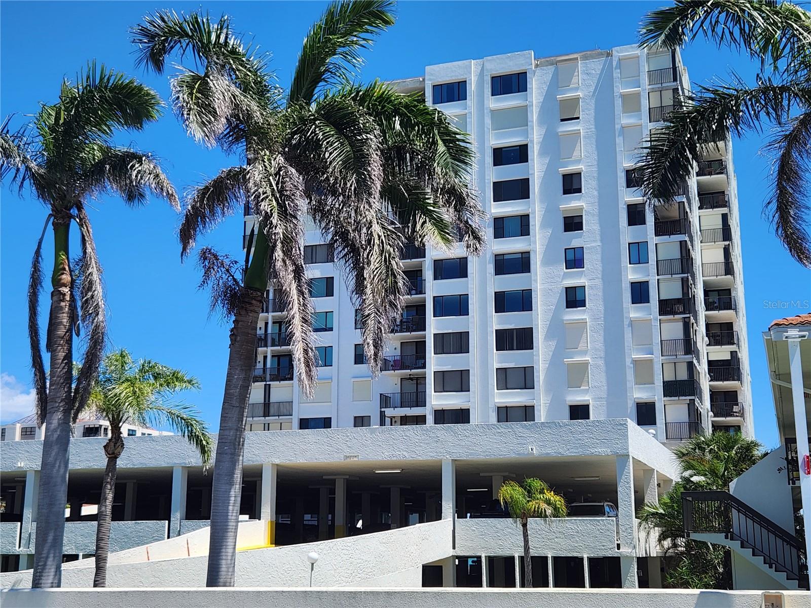 BAHIA DEL MAR IV - Residential Lease