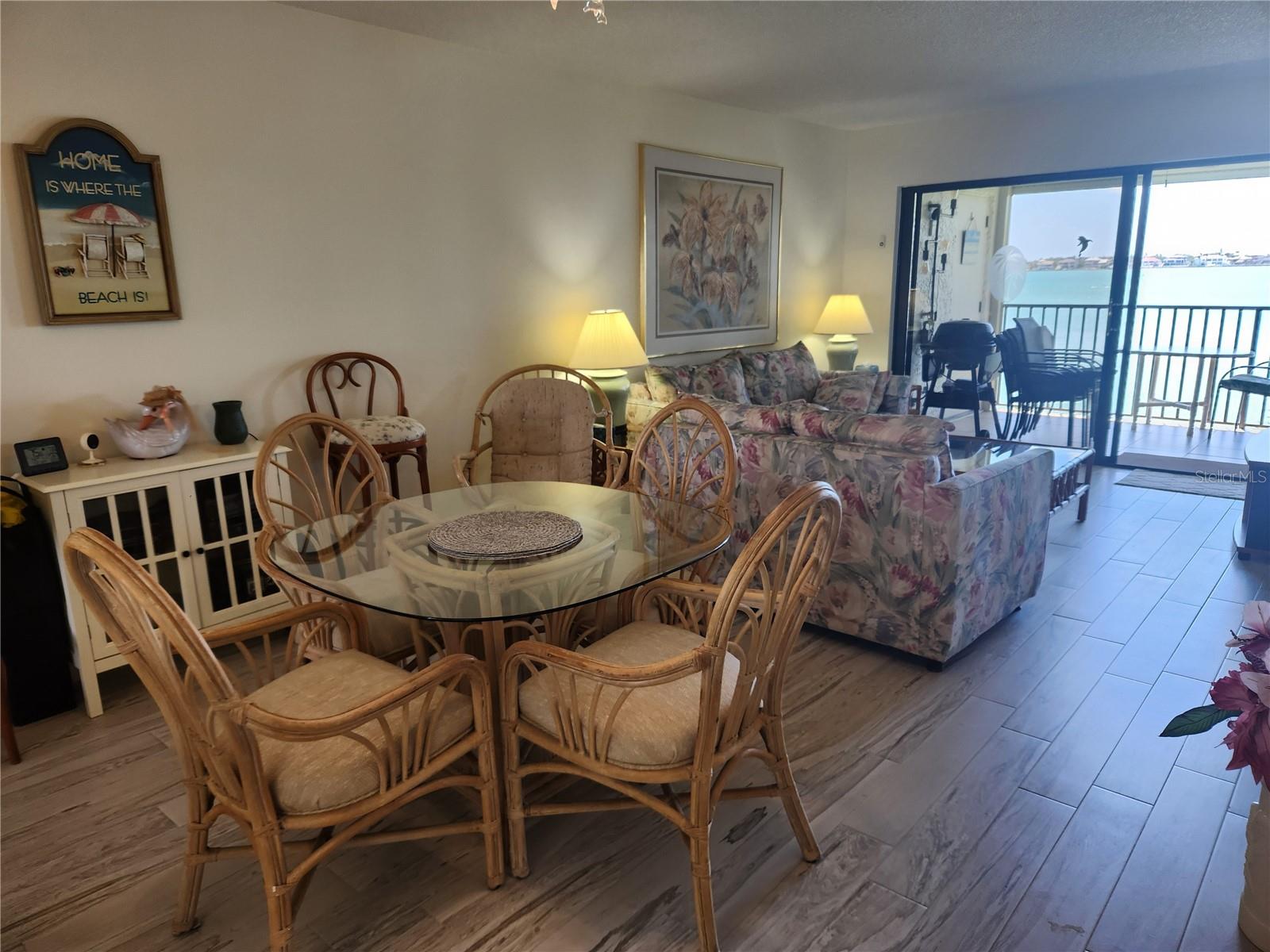 BAHIA DEL MAR IV - Residential Lease