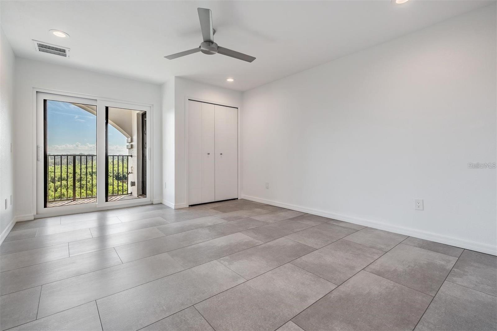 MARINER VILLAGE NORTHWEST CONDO - Residential