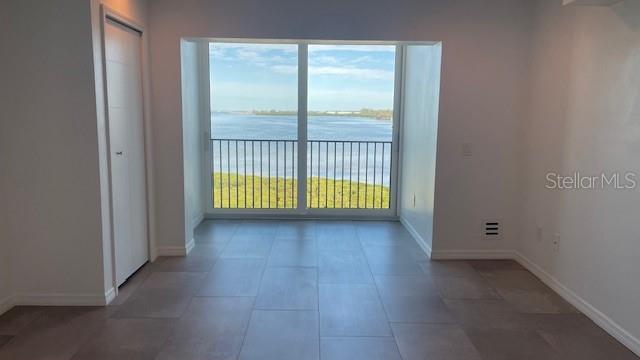 MARINER VILLAGE NORTHWEST CONDO - Residential