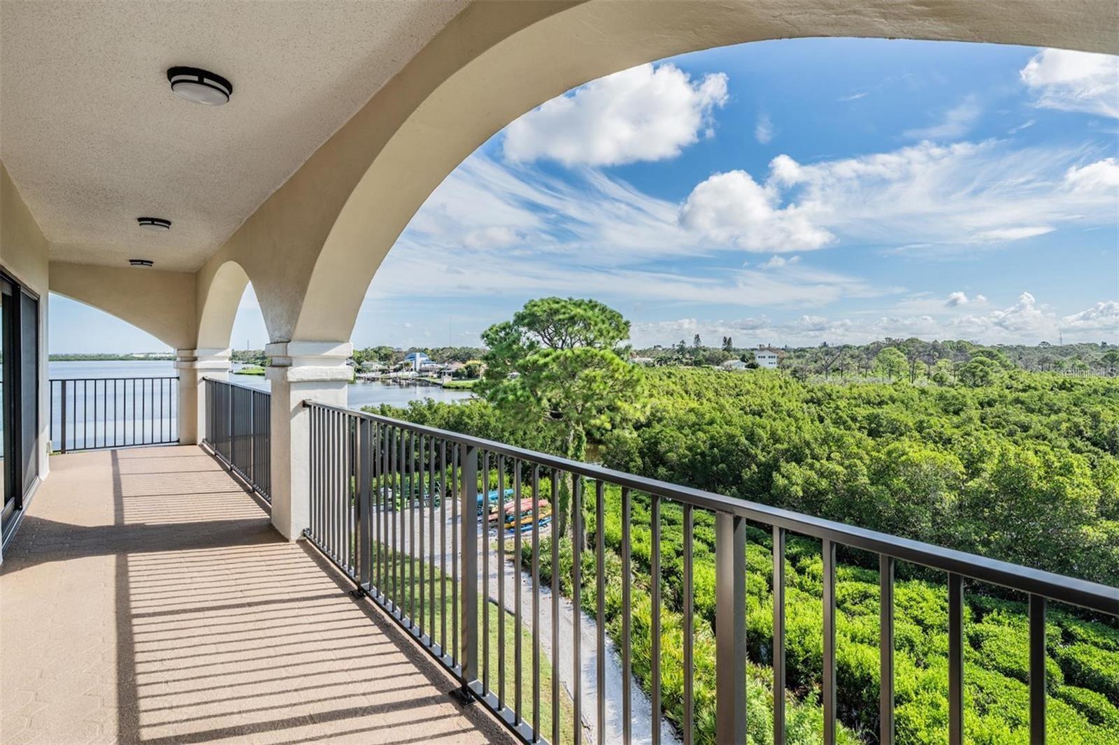 MARINER VILLAGE NORTHWEST CONDO - Residential