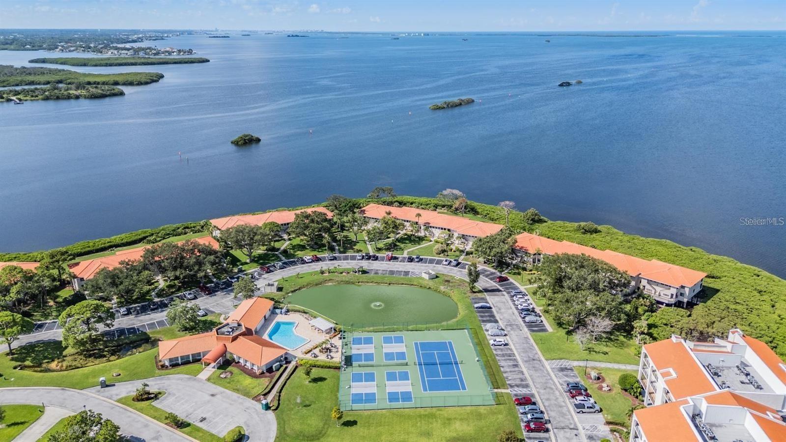 MARINER VILLAGE NORTHWEST CONDO - Residential