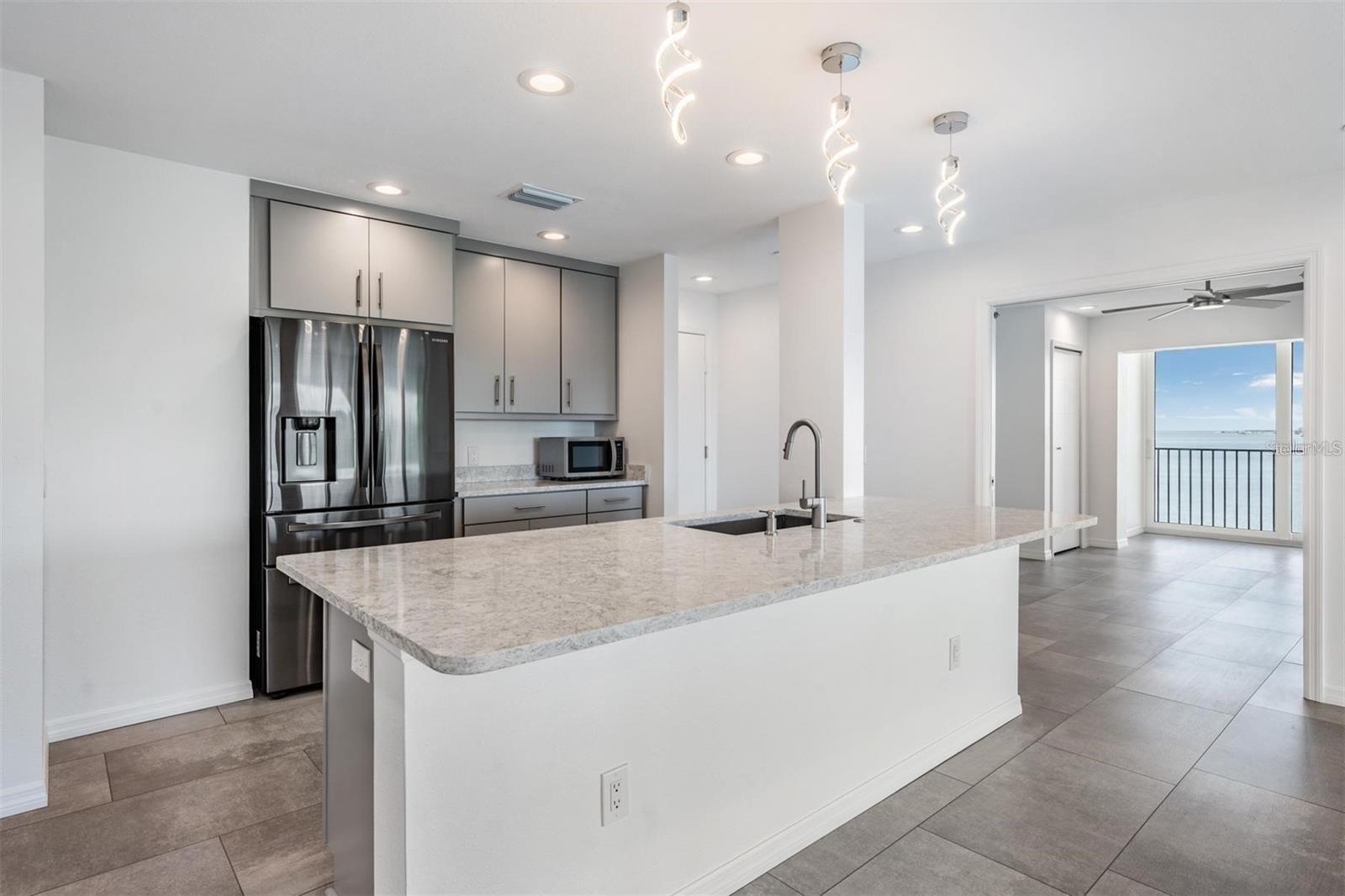 MARINER VILLAGE NORTHWEST CONDO - Residential