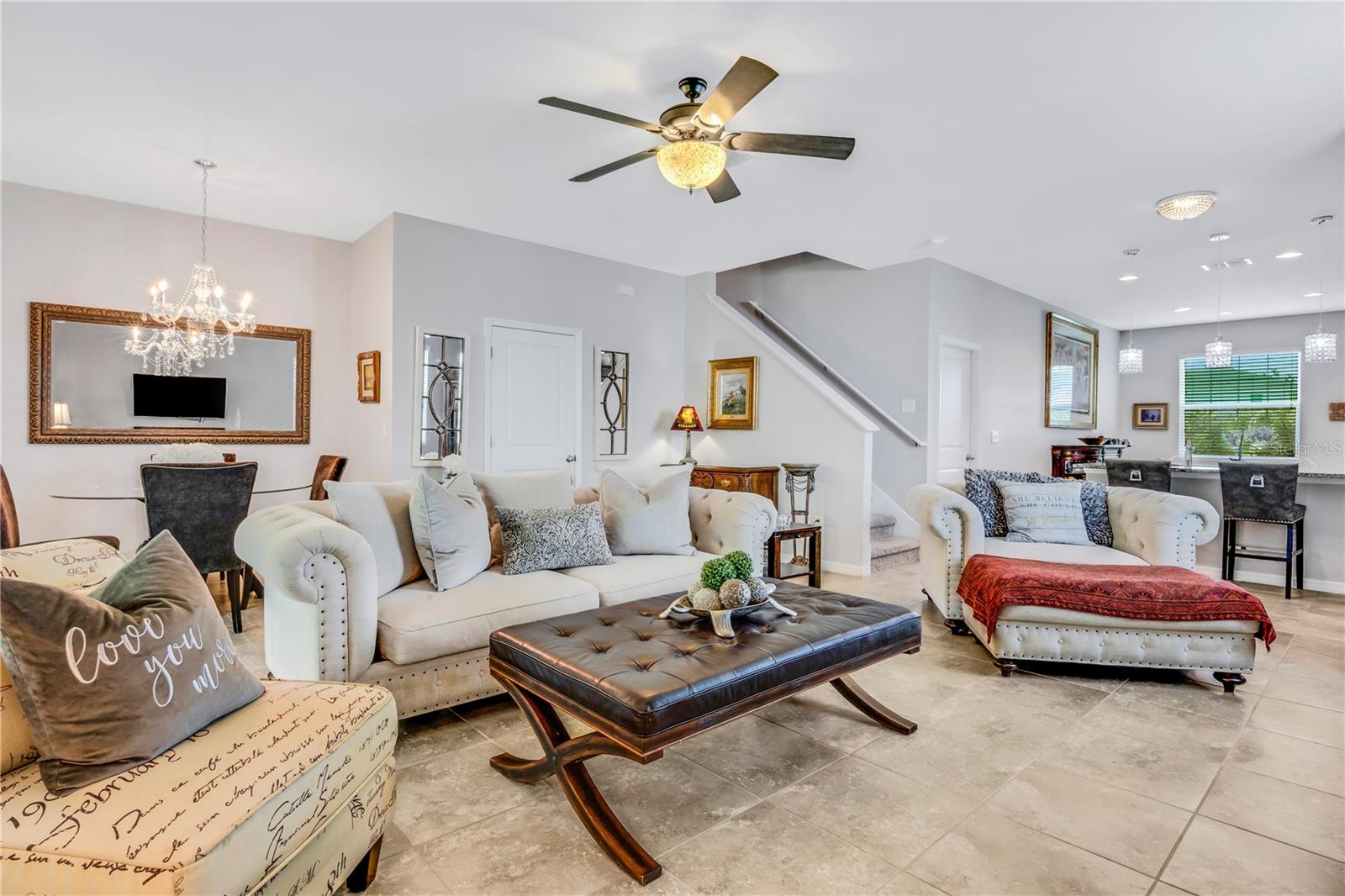 BAYTOWN SQUARE - Residential