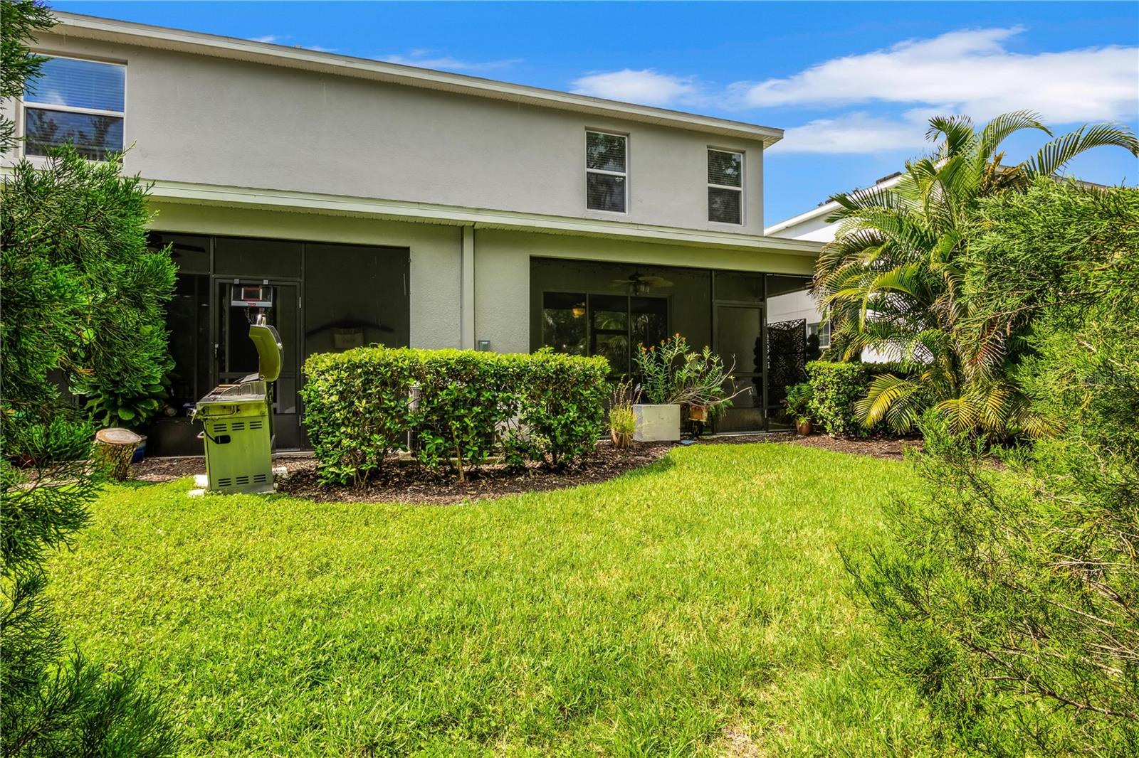 BAYTOWN SQUARE - Residential