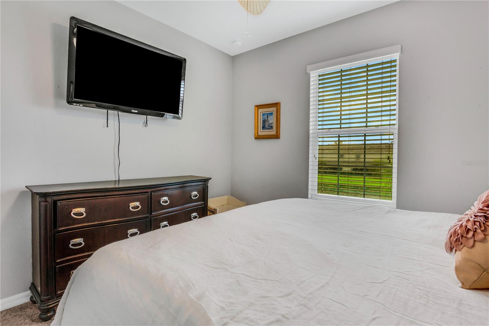 BAYTOWN SQUARE - Residential