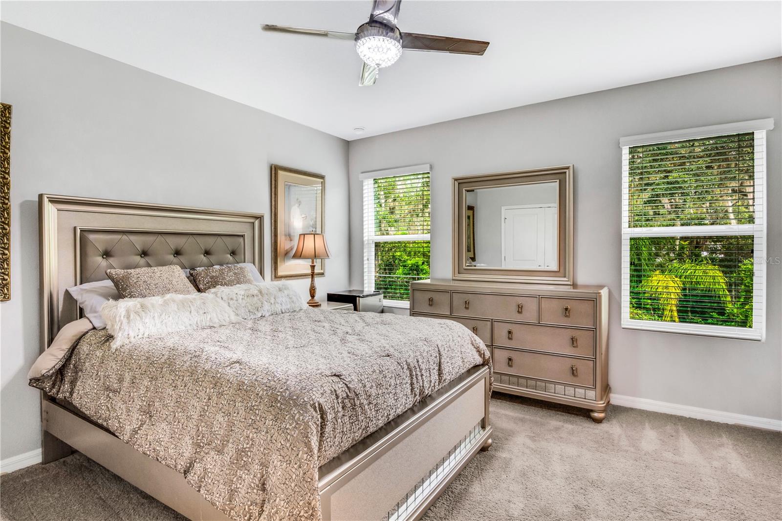 BAYTOWN SQUARE - Residential