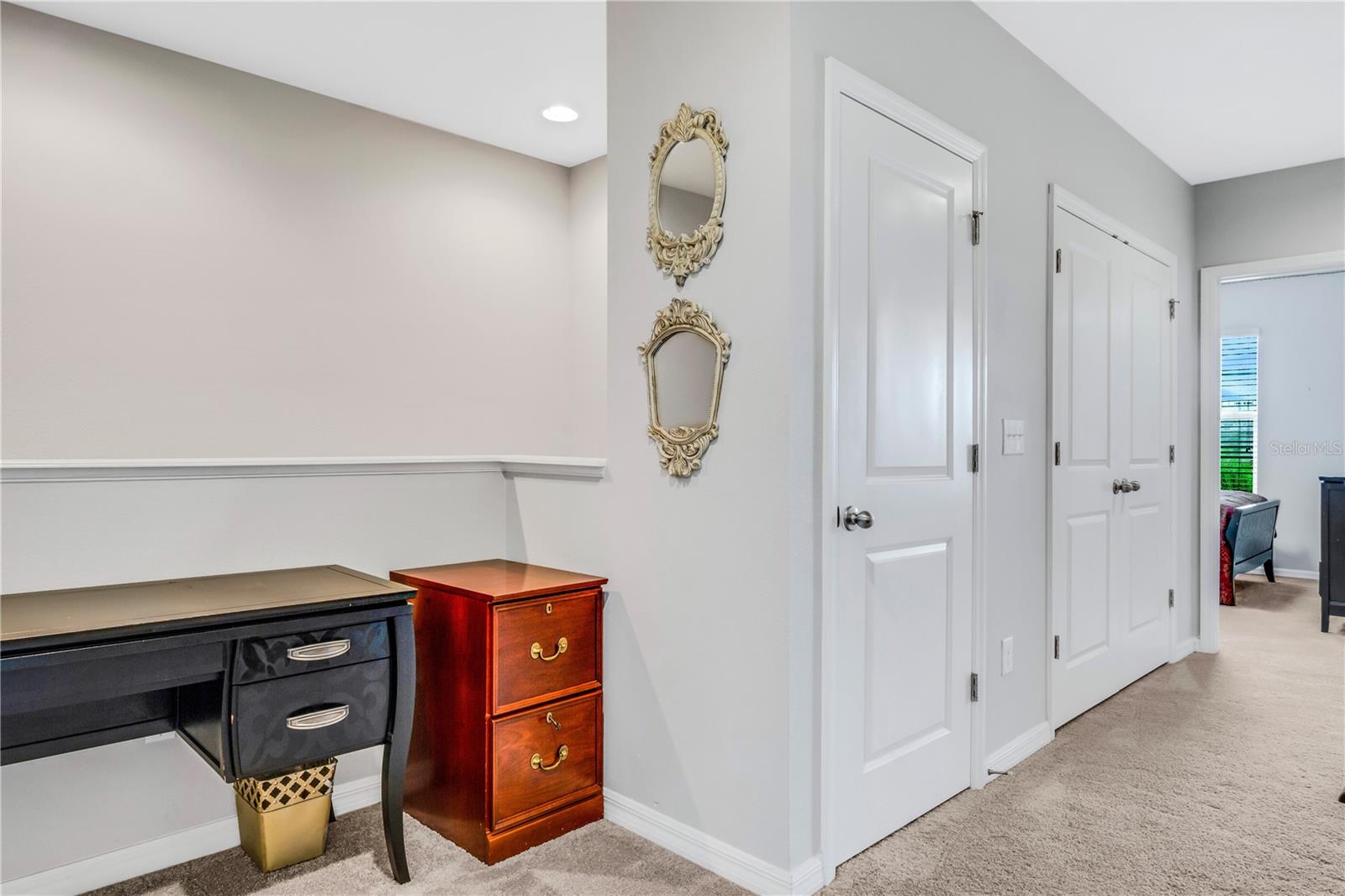 BAYTOWN SQUARE - Residential