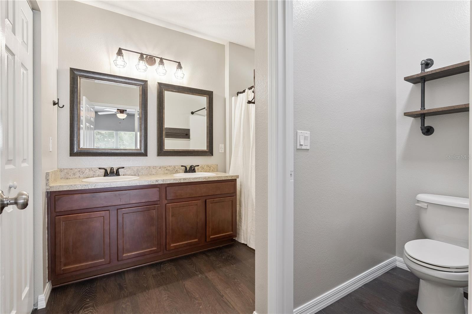 BERRYS RIDGE - Residential