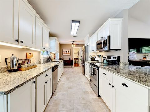 Tiny photo for 10655 SW 69th Terrace, Ocala, FL 34476 (MLS # OM725086)