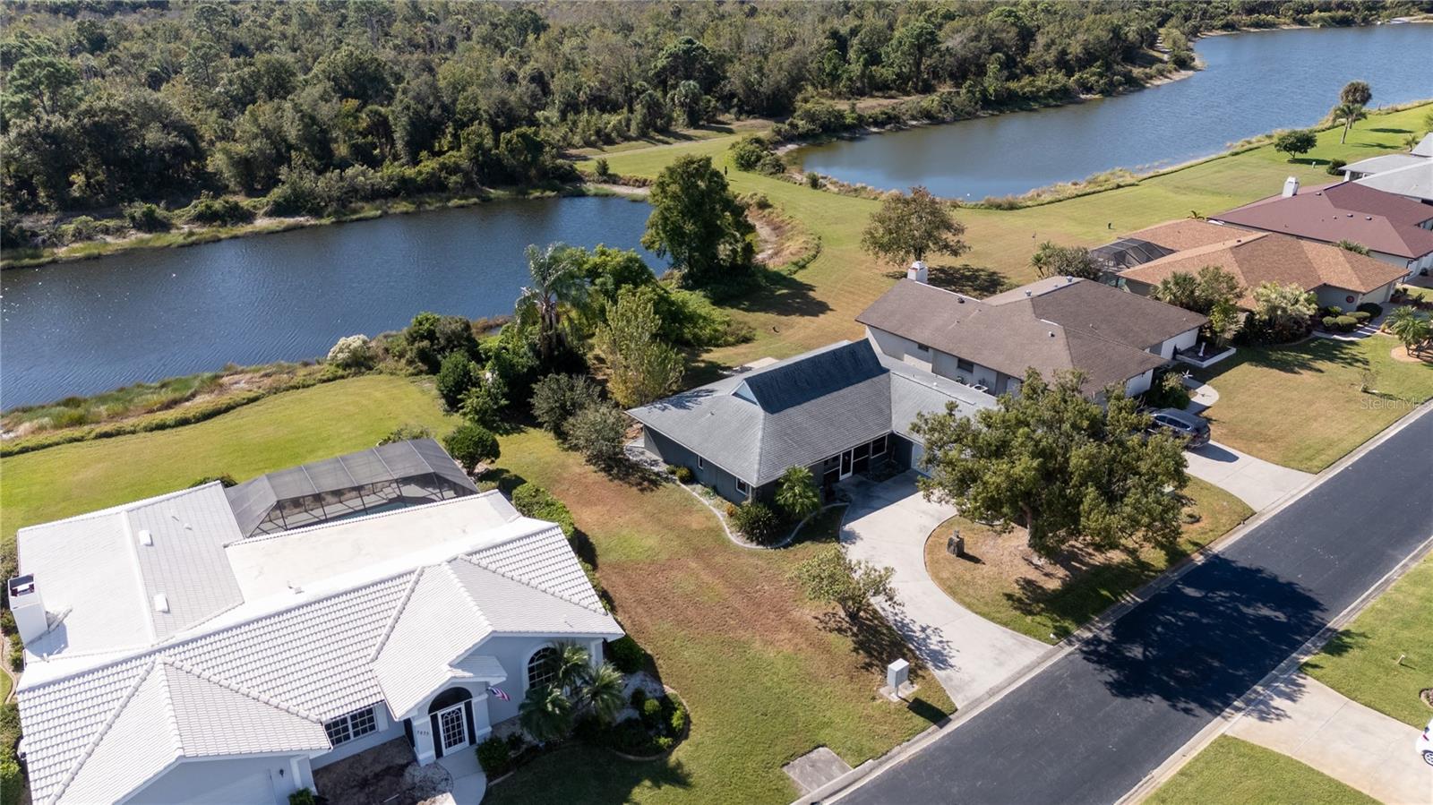 MEADOW RUN AT JACARANDA - Residential