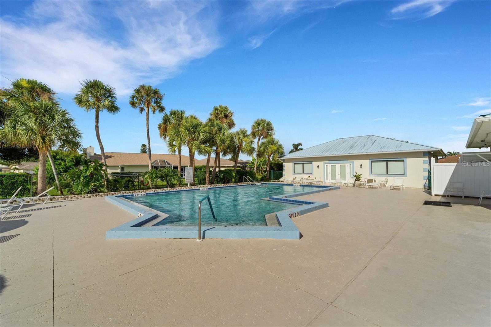 MEADOW RUN AT JACARANDA - Residential