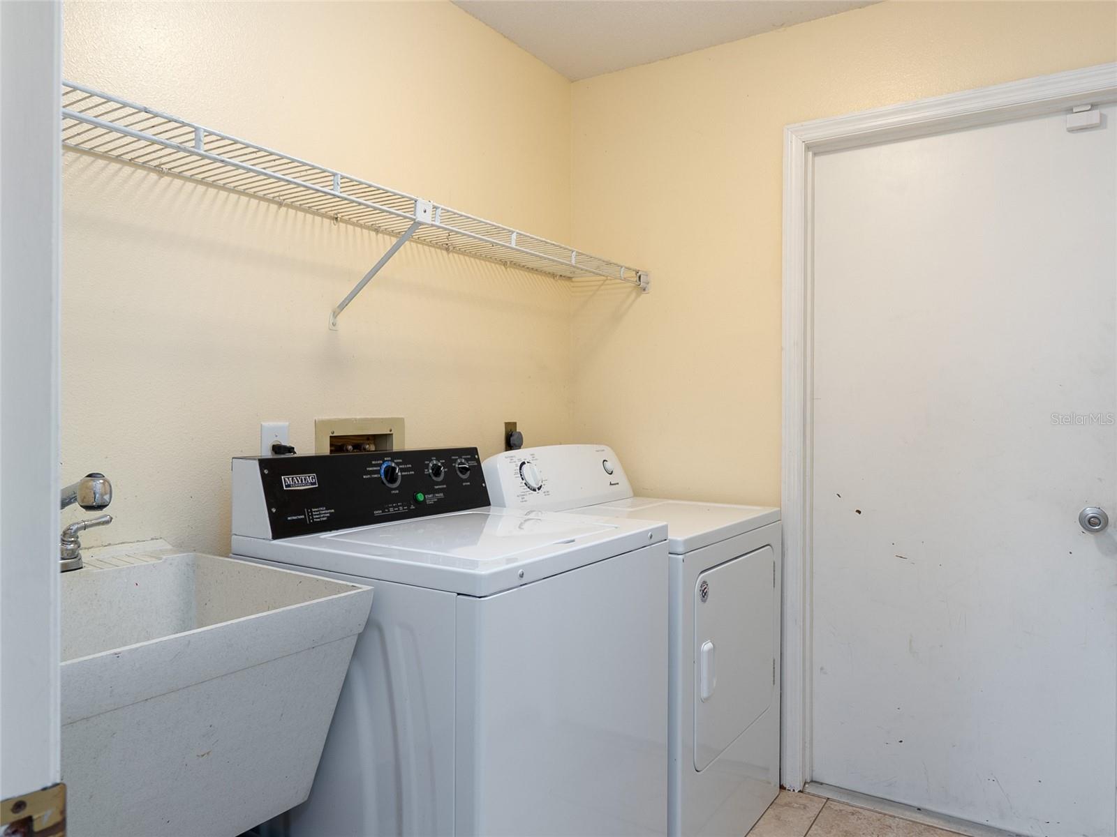 MEADOW RUN AT JACARANDA - Residential