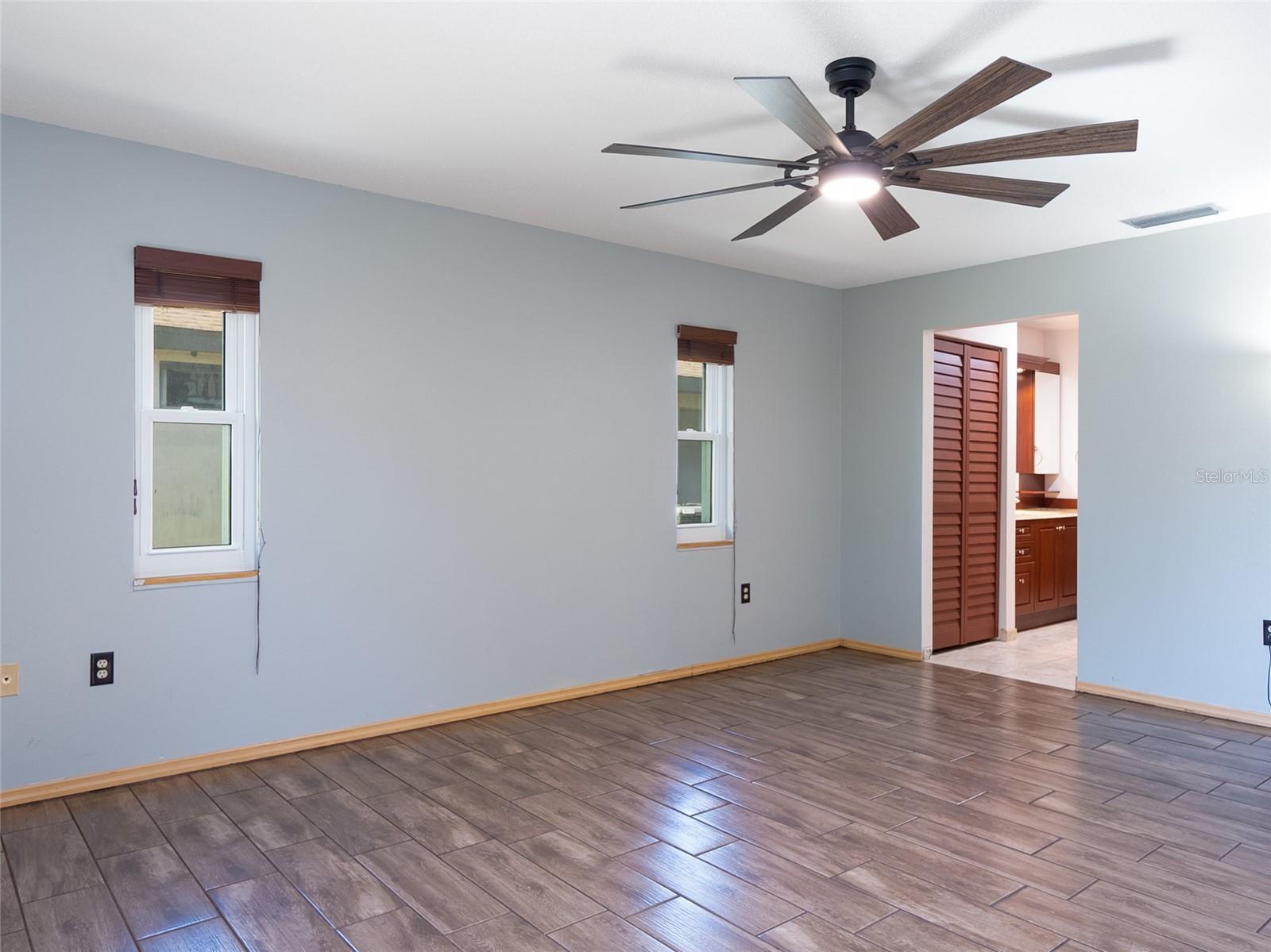 MEADOW RUN AT JACARANDA - Residential