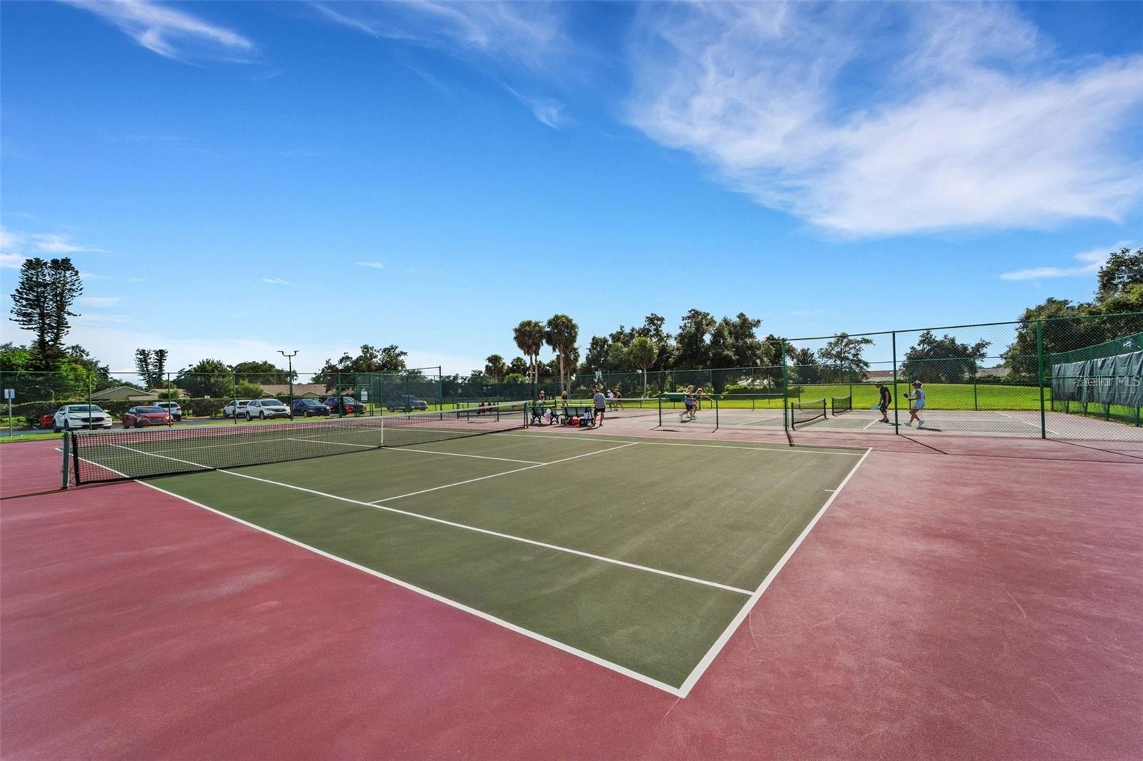 MEADOW RUN AT JACARANDA - Residential