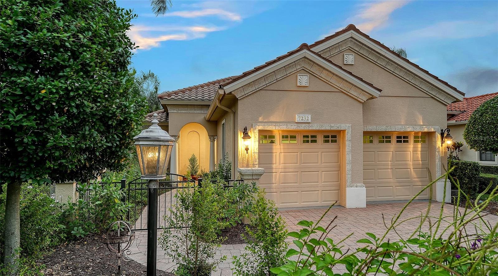 LAKEWOOD RANCH COUNTRY CLUB VILLAGE AA 1&2 - Residential