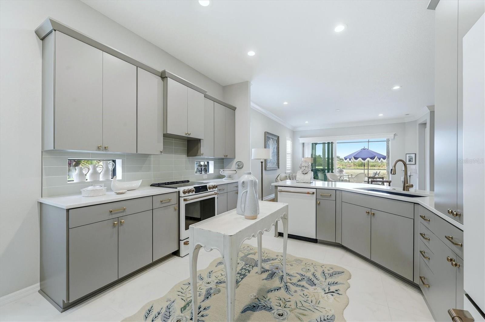 LAKEWOOD RANCH COUNTRY CLUB - Residential