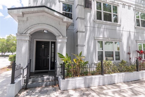 Photo of 202 E South Street #1044, Orlando, FL 32801 (MLS # O6408599)