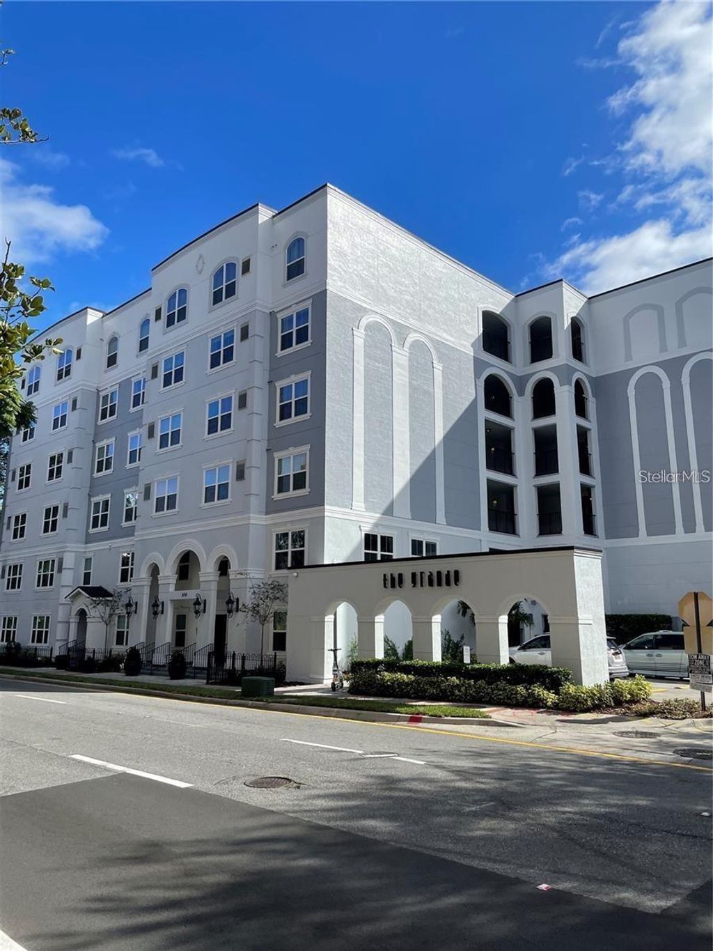Photo of 202 E South Street #1044, Orlando, FL 32801 (MLS # O6408599)