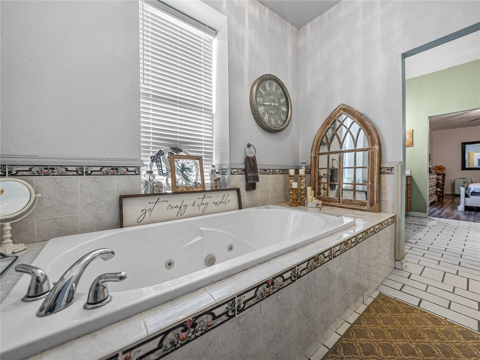 LYTLES SUB - Residential