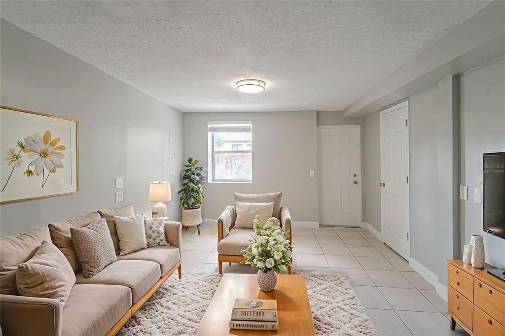 Photo of 620 E 8th Street, Hialeah, FL 33010 (MLS # O6351341)