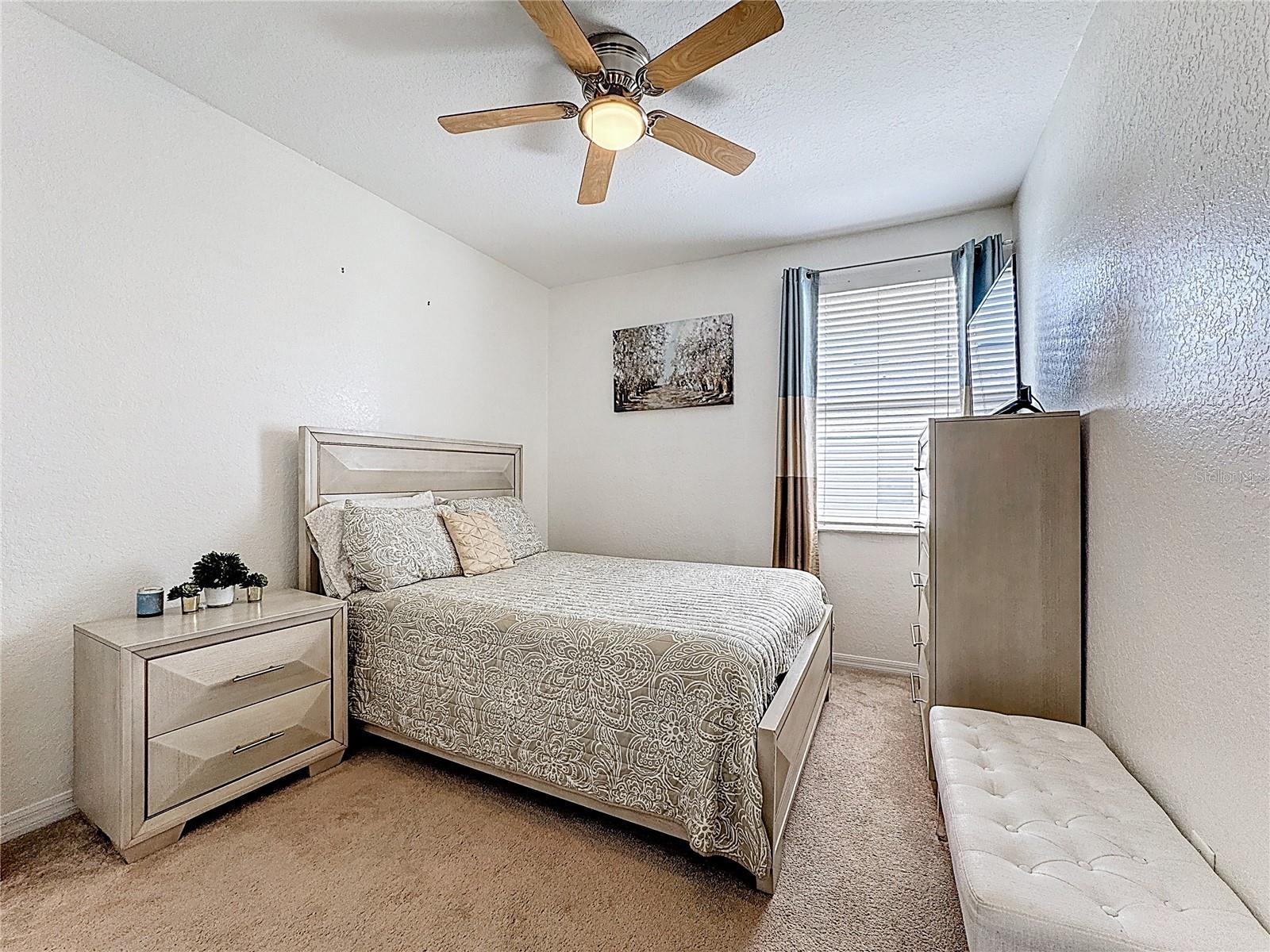 SUMMER GATE TWNHMS - Residential