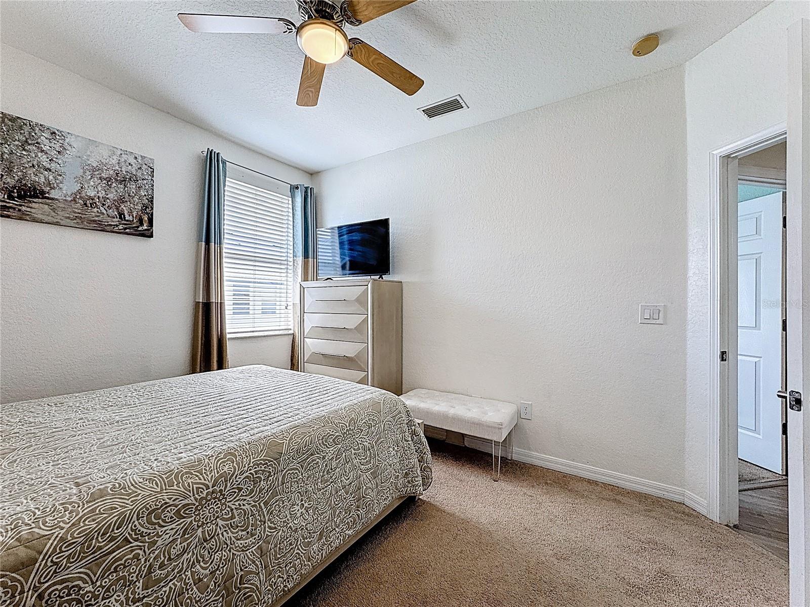 SUMMER GATE TWNHMS - Residential