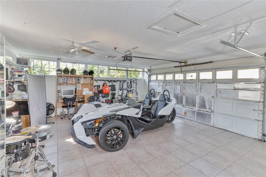 Photo of 3112 Oranole Road, Orlando, FL 32810 (MLS # S5146585)