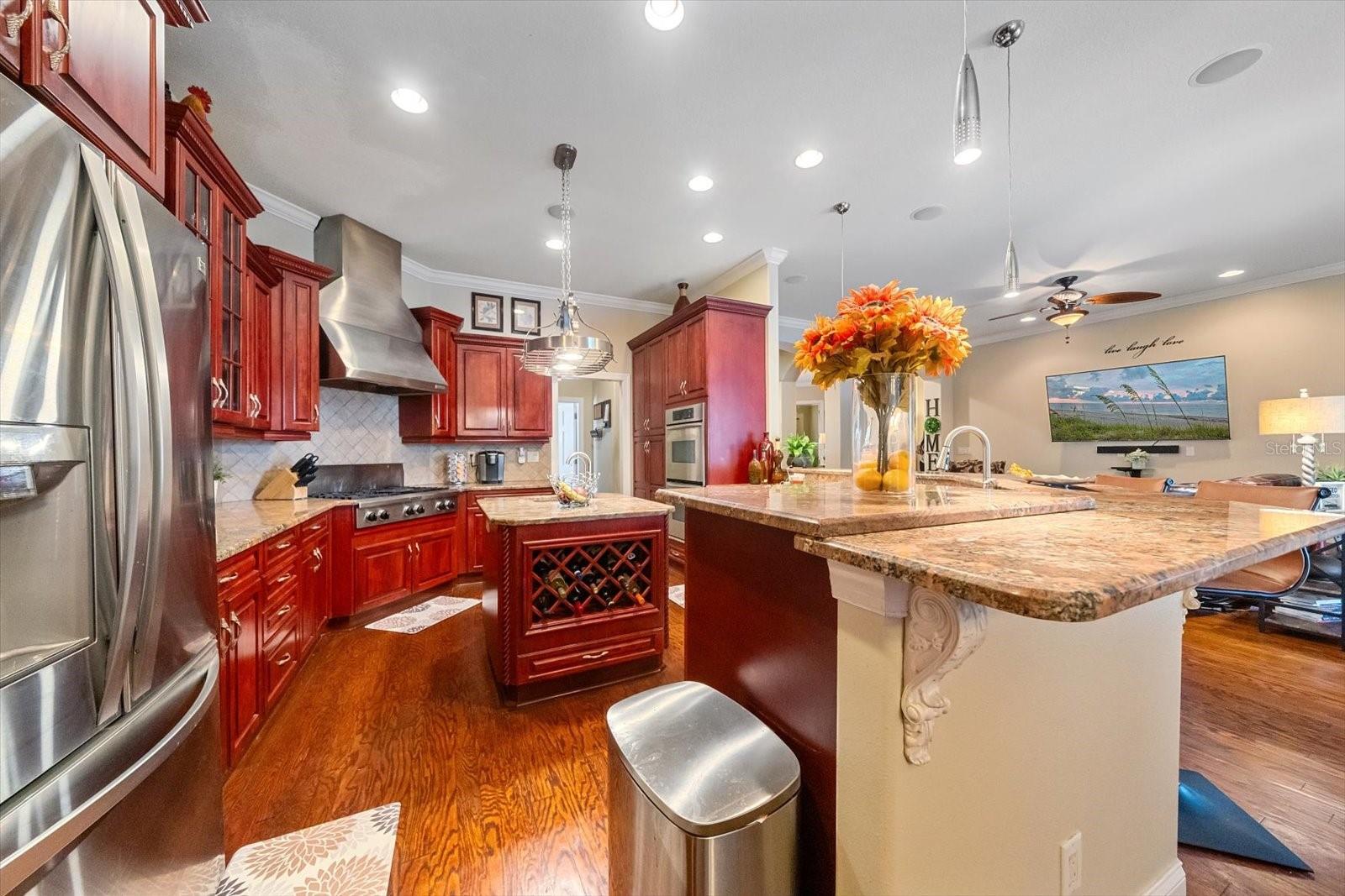 HERITAGE CREST - Residential