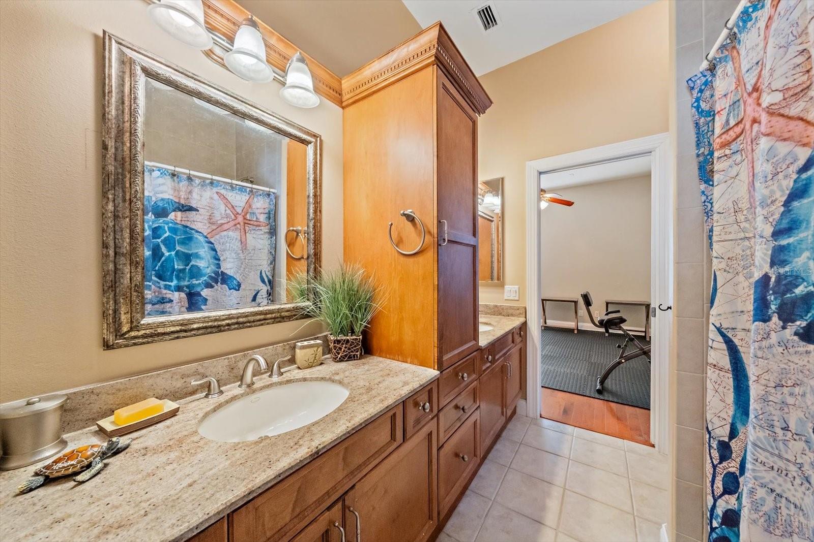 HERITAGE CREST - Residential