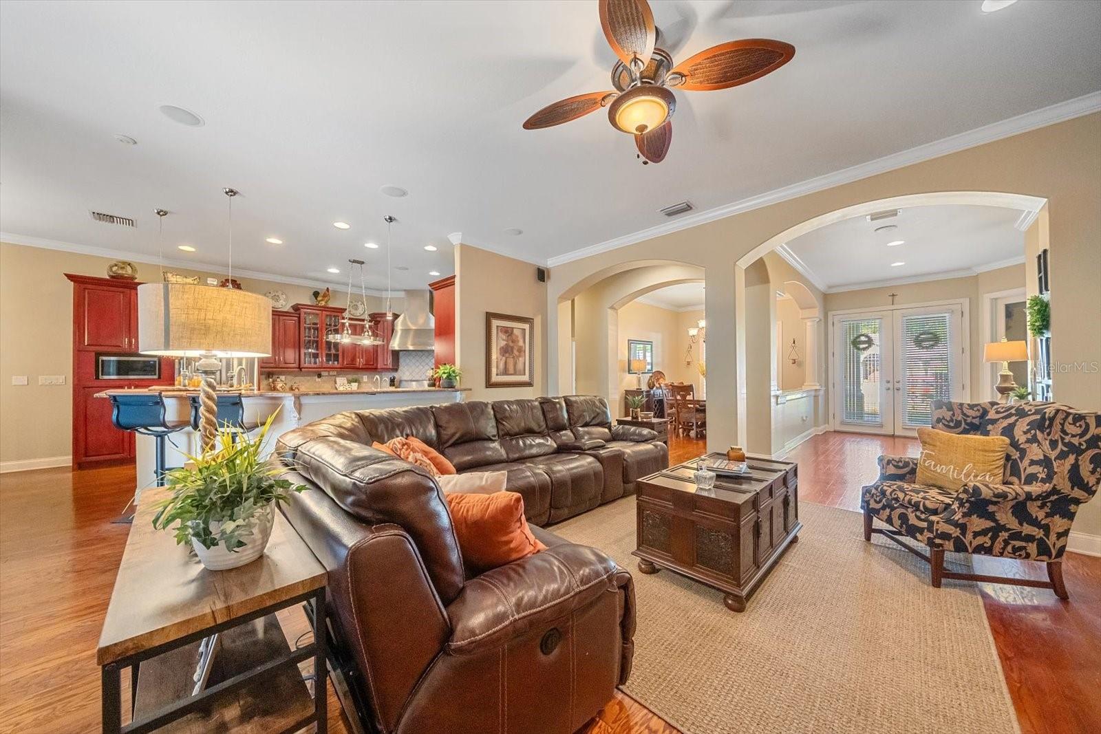 HERITAGE CREST - Residential