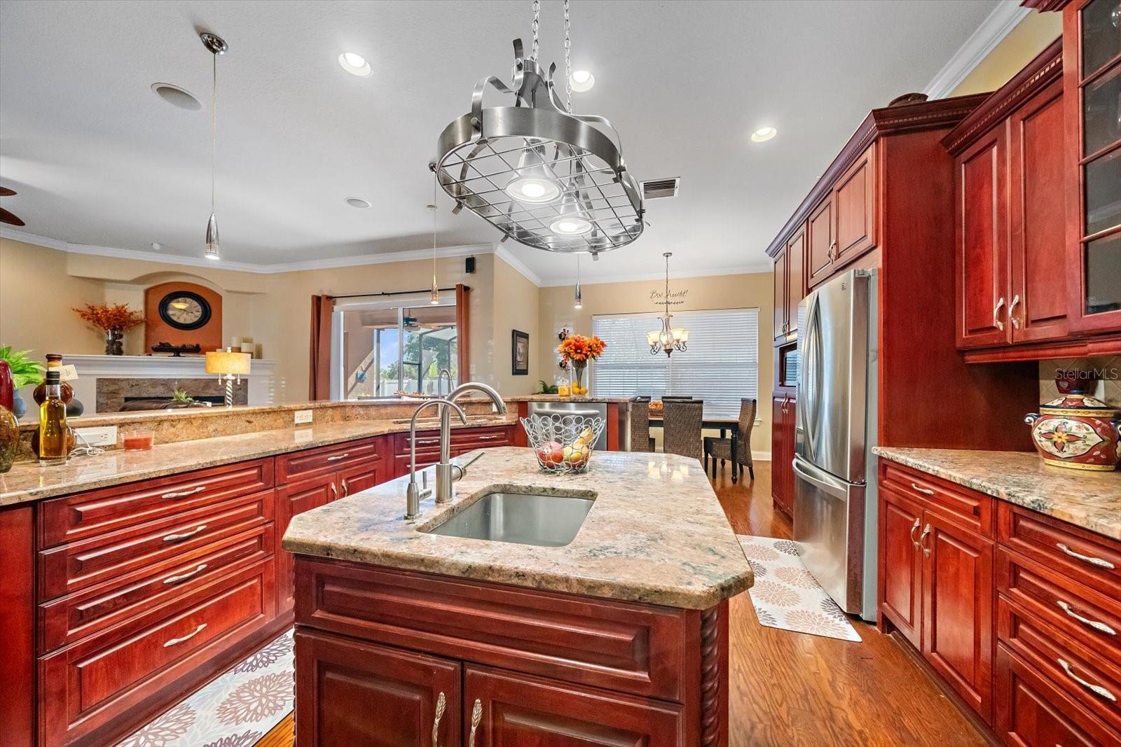 HERITAGE CREST - Residential