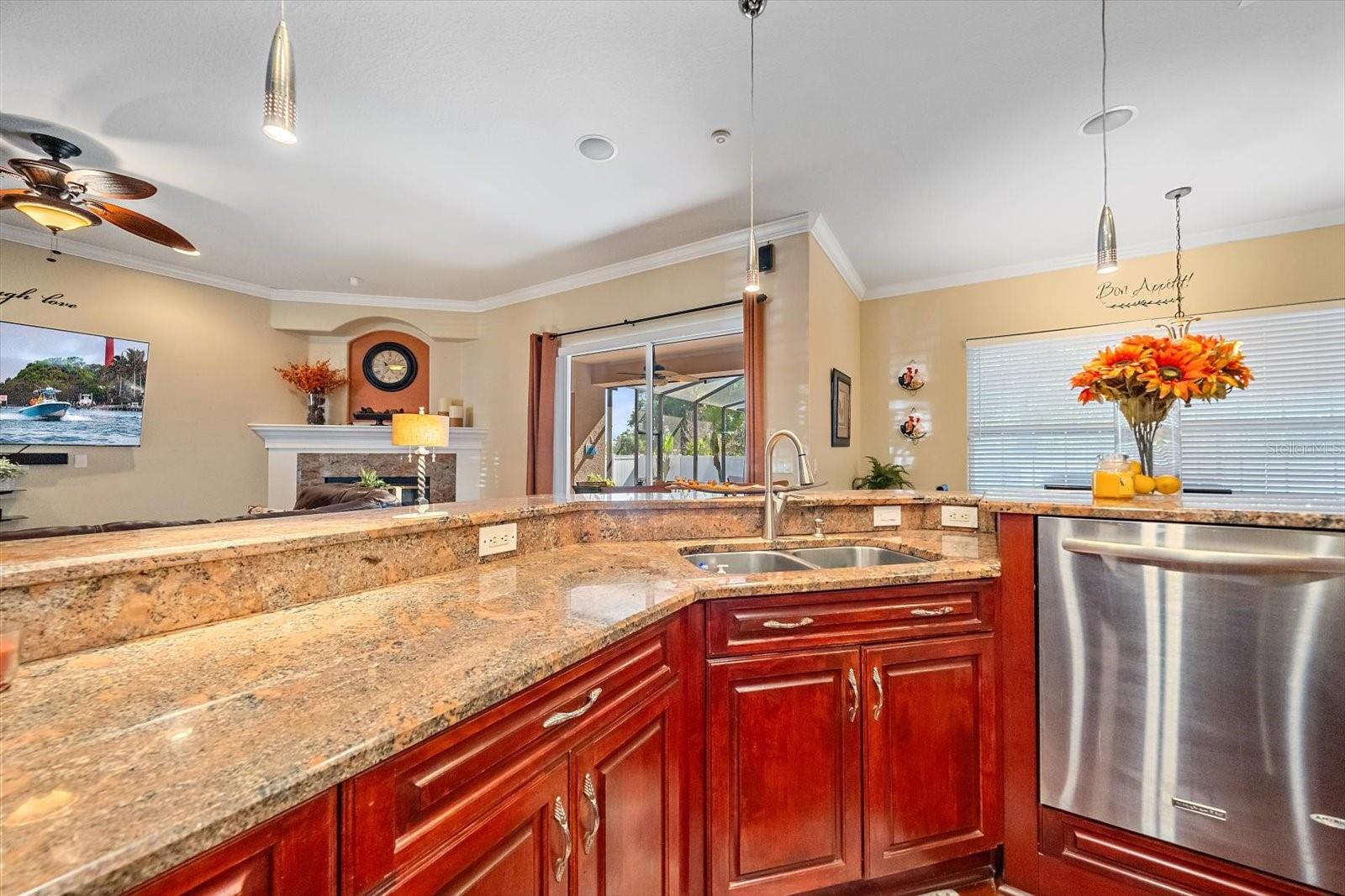 HERITAGE CREST - Residential