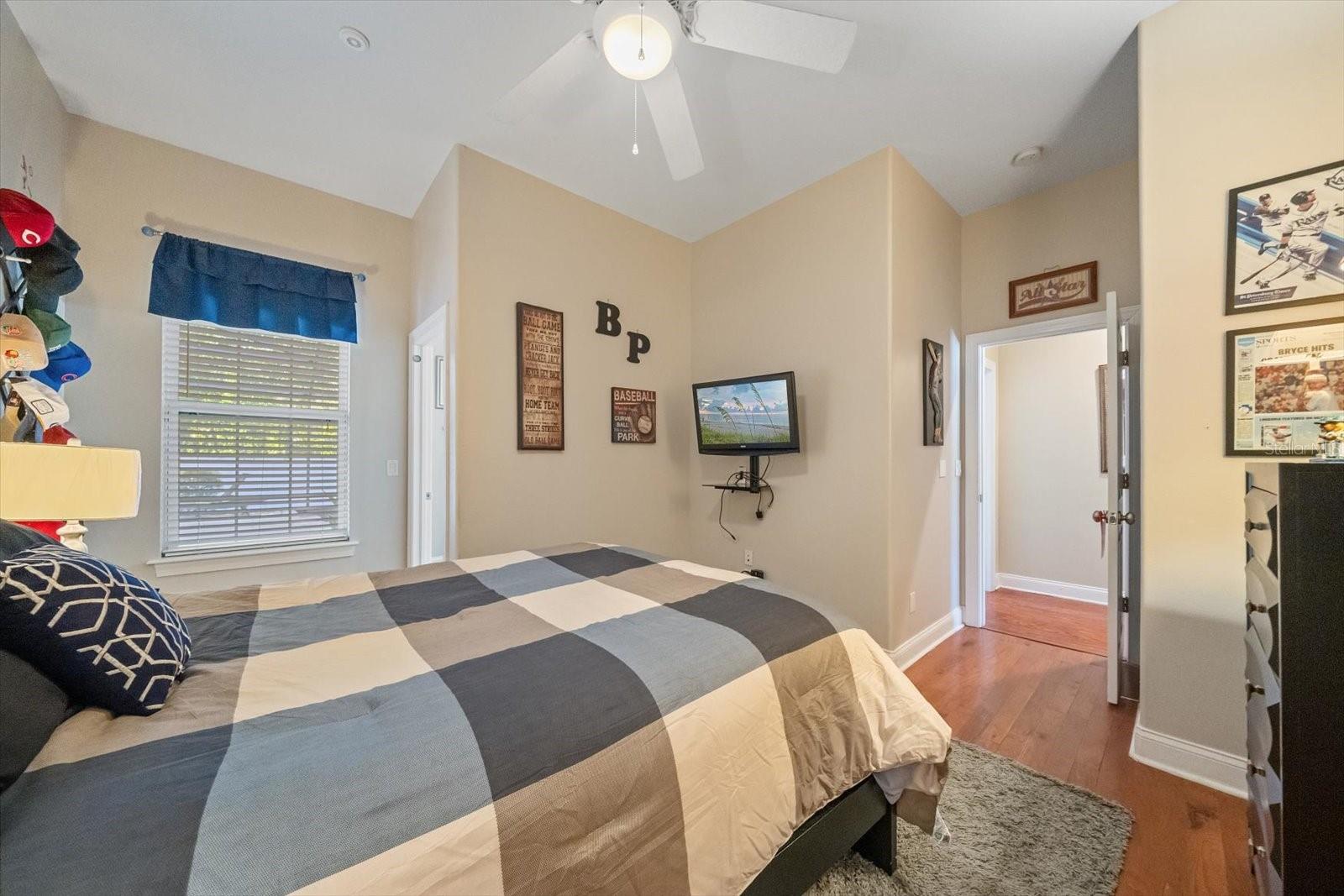 HERITAGE CREST - Residential