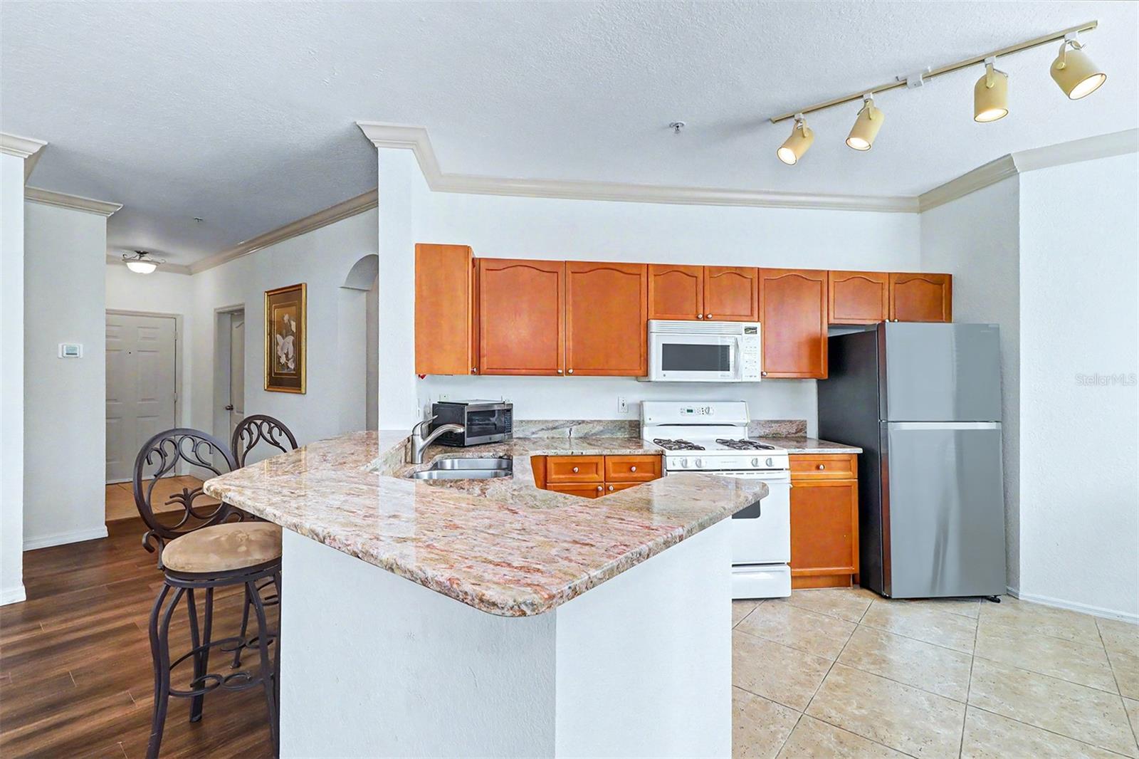 GRAND BELLAGIO AT BAYWATCH CONDO THE - Residential